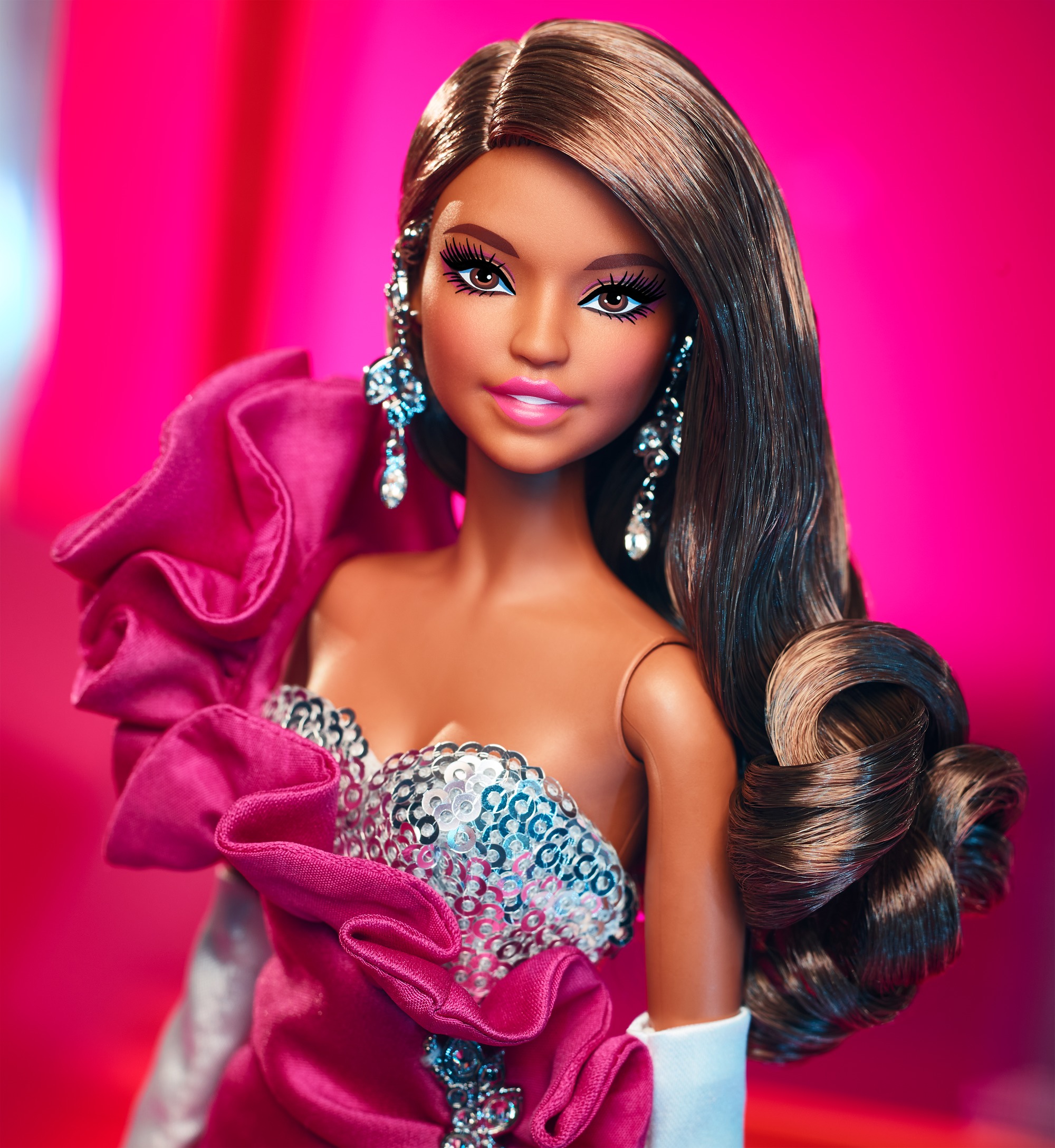 Кукла барби 2. Кукла Barbie Pink collection Doll 2. Барби Пинк коллекшн. Барби Пинк коллекшн 2022. Куклы Барби 2022.